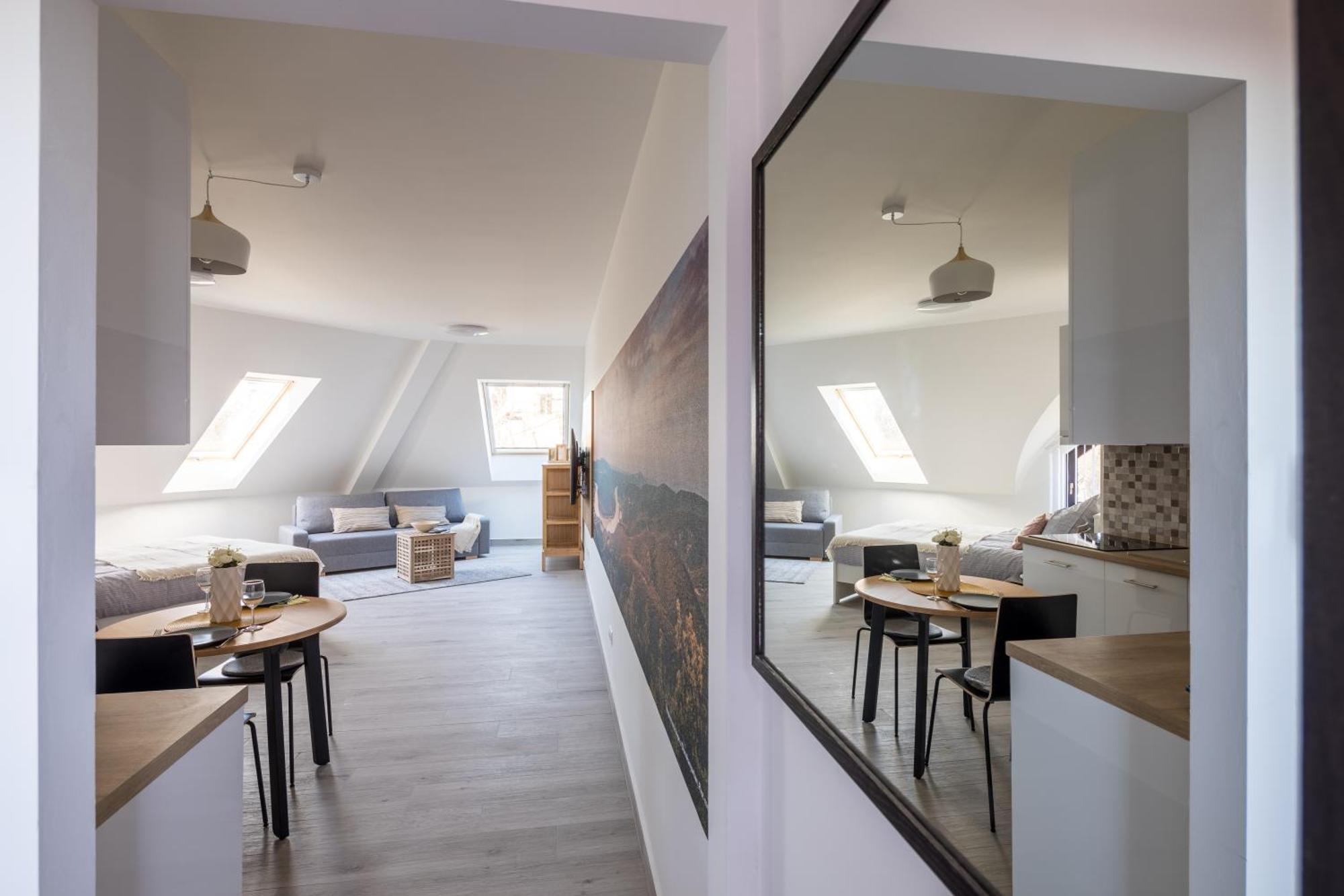 Stafetahaz Apartmanok Vac Luaran gambar