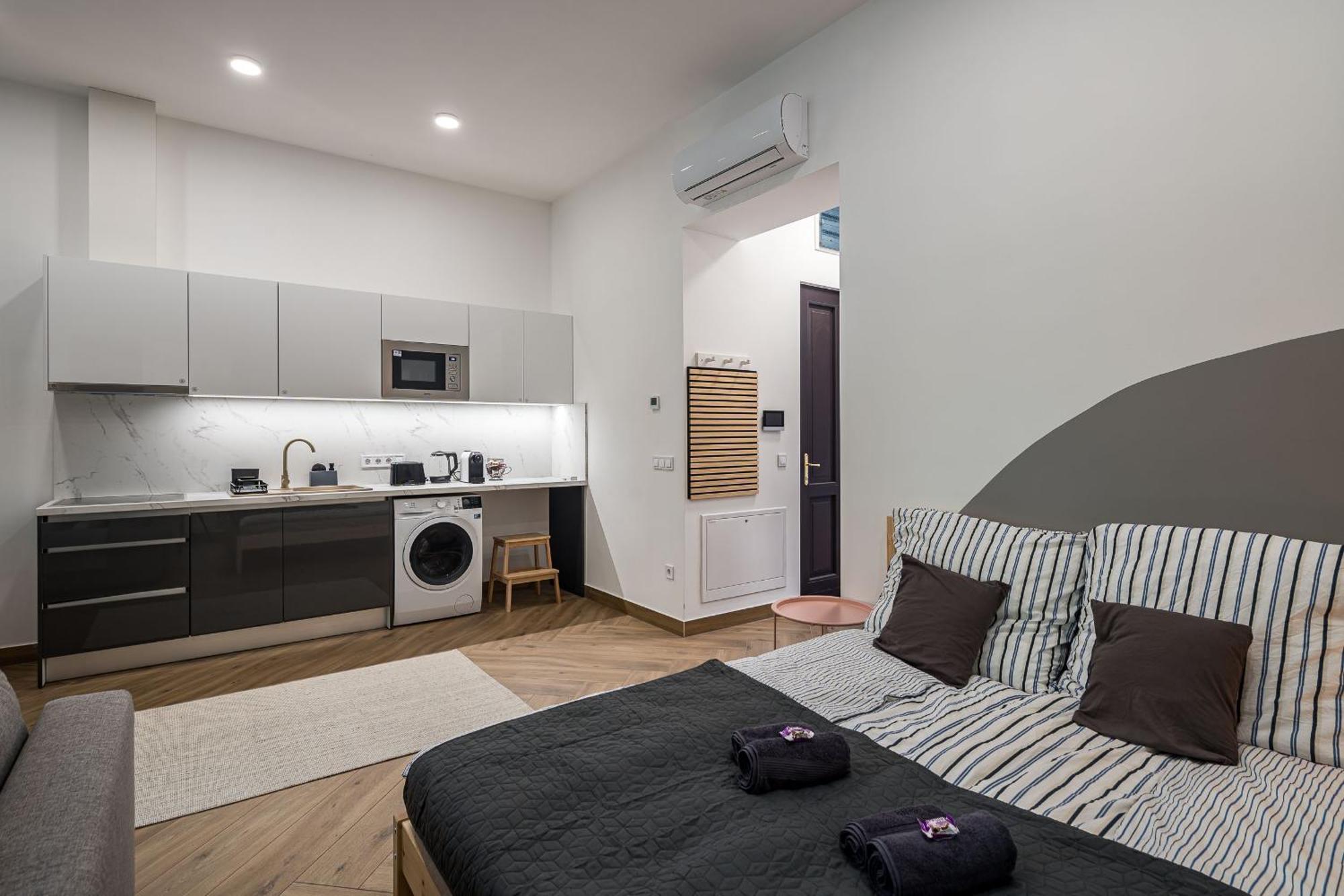 Stafetahaz Apartmanok Vac Luaran gambar