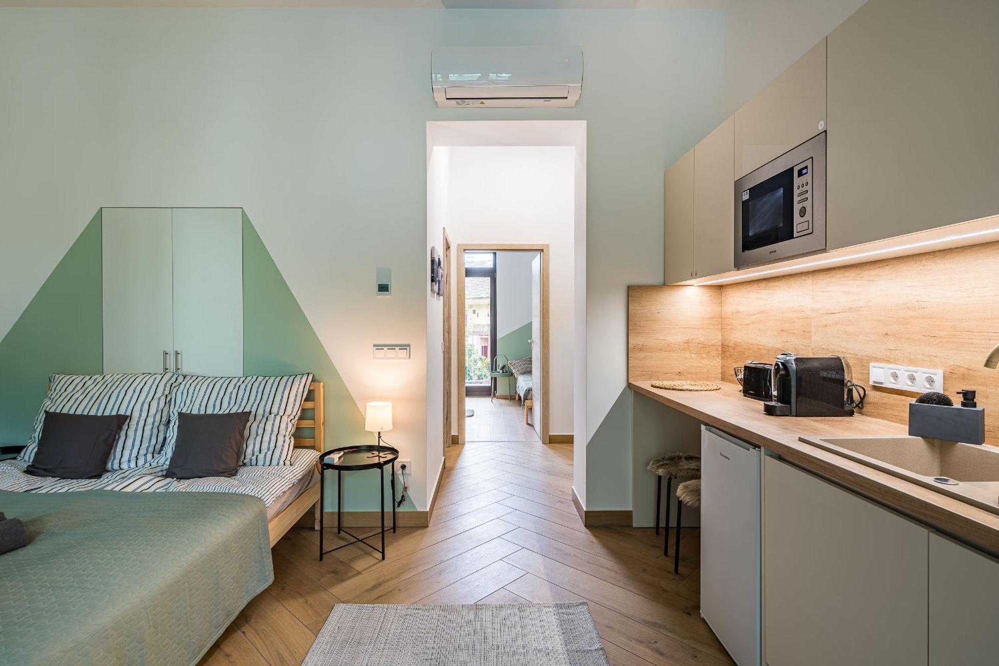 Stafetahaz Apartmanok Vac Luaran gambar