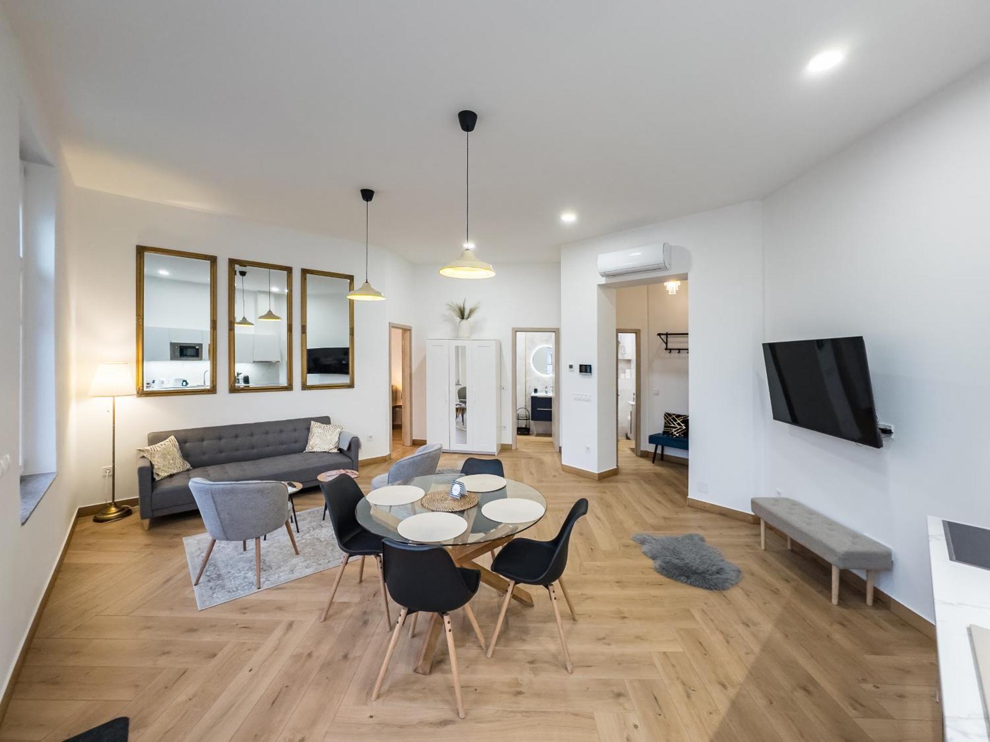 Stafetahaz Apartmanok Vac Luaran gambar